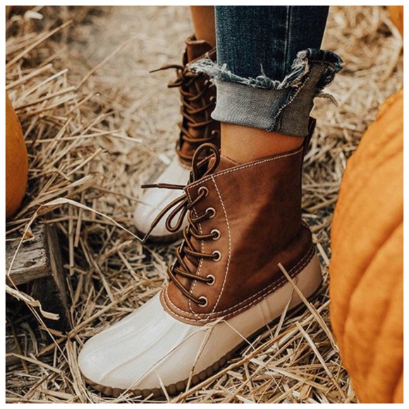 Kallimari Shoes - BEST SELLER✨ New beige duck boots